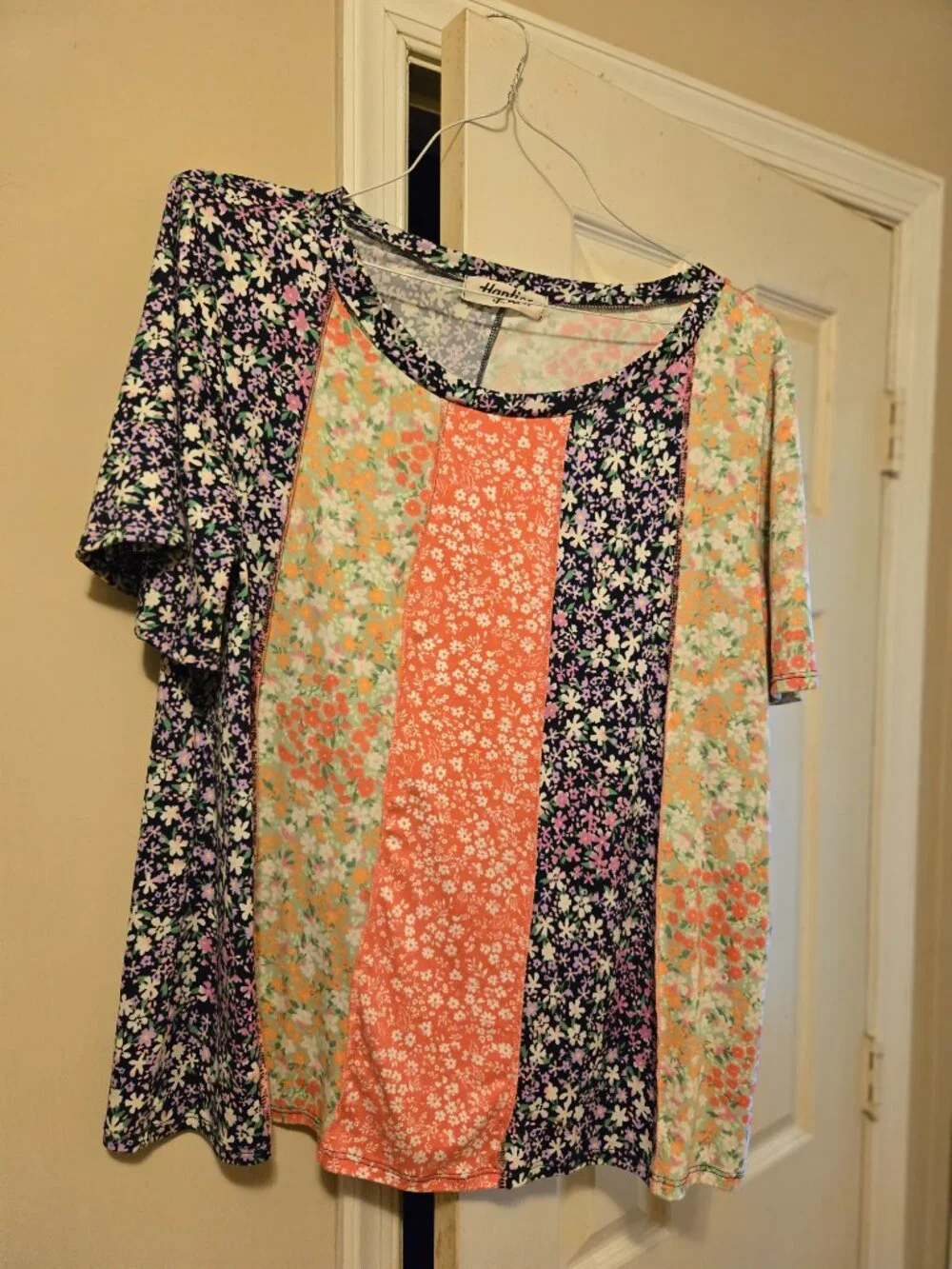 Haptics boutique L top, in patchwork pattern, vey fun for spring/summer - Picture 3 of 3